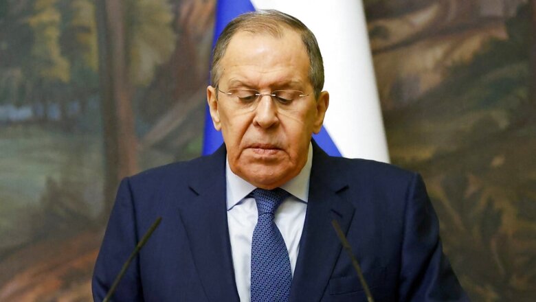 Lavrov Says Onus is on Ukraine to De-mine Ports to Allow Grain Shipments