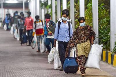 UP Buses to Carry Migrants, No Movement on Foot