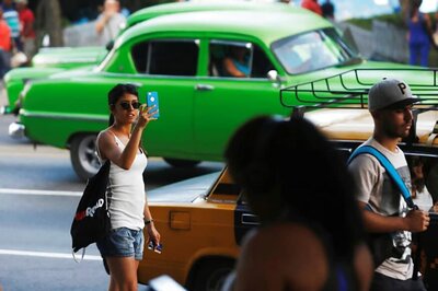 Communist-run Cuba Starts Rolling Out Internet on Mobile Phones