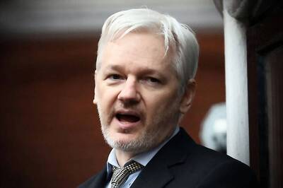 After a Barrage of Leaks, Assange Says No Intention to Influence US Polls