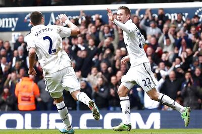 Tottenham feeling the heat in chase for fourth: Dempsey