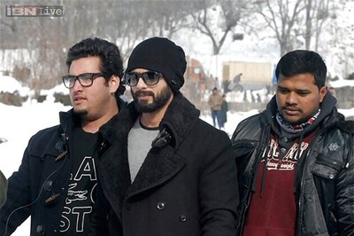 'Haider' shoot halted briefly following protests in Kashmir