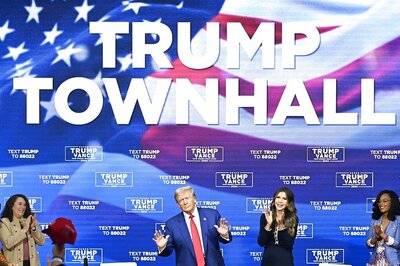 Kamala Harris Targets Trump's 'Mental Health' After Ex-US President Turns Town Hall Into 'Music Fest' | Watch