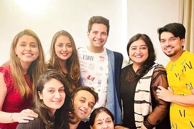 Karan Mehra Relives Yeh Rishta Kya Kehlata Hai Days As He Meets Bhabhimaa and Others; Pics