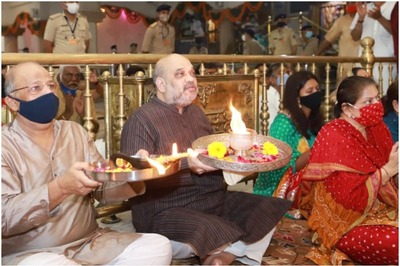 Rath Yatra Begins in Ahmedabad; Watch Amit Shah Performs Aarti at Jagannath Temple