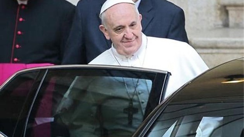 New Pope returns to Rome hotel to pay bill