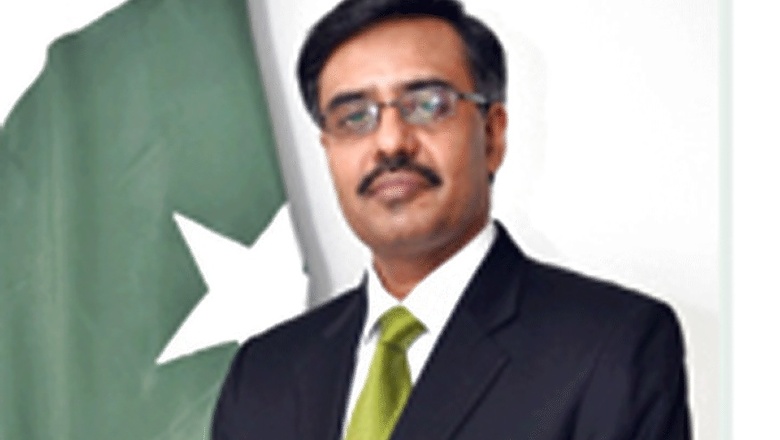 Diplomat Harassment Row: Pakistan Envoy Sohail Mahmood Set to Return to India