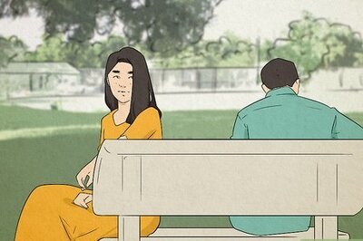 How to Respond when He Comes Back After Pulling Away