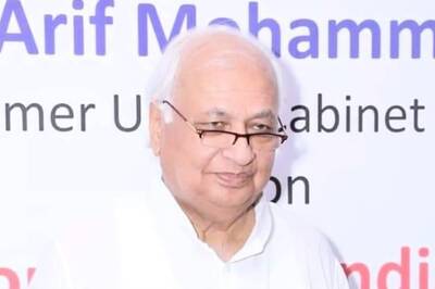 Kerala Guv Arif Khan Refutes Obligatory Hijab in Islam, Says 'Divisive Mindset Behind Controversy'