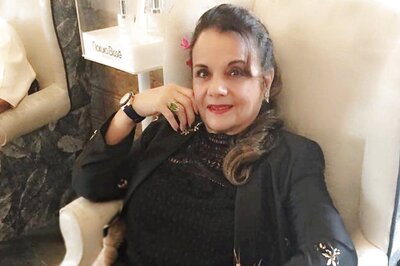 Happy Birthday Mumtaz: 5 Evergreen Songs of the Veteran Actress