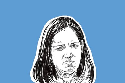Congress Leaders Seek Removal of Mumbai Unit Chief Varsha Gaikwad