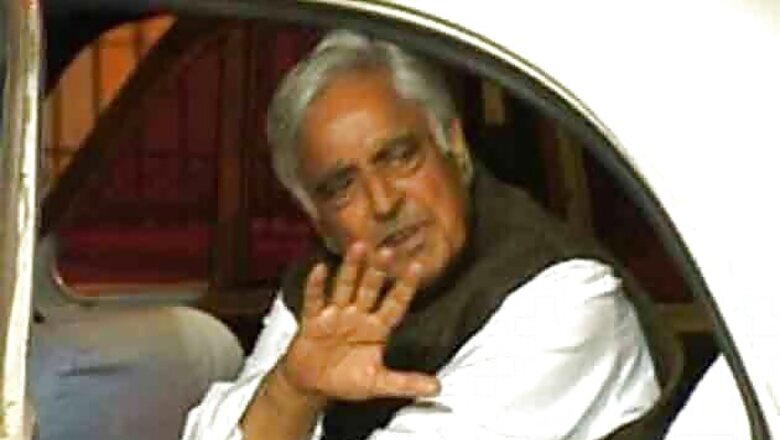 Jammu and Kashmir to get back elected Government on Sunday