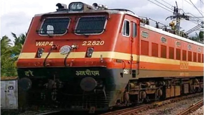 27 Pairs of Trains to Have Additional Coaches Ahead of Festive Season. Details