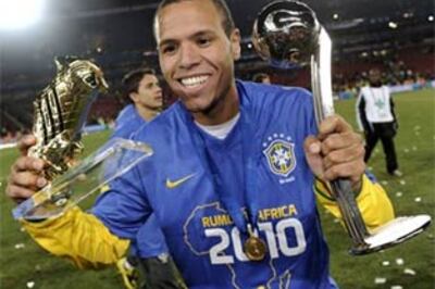 AC Milan in Sevilla for star striker Fabiano