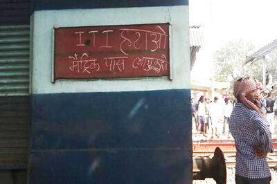 Bihar: Job Seekers Protest Against Age Limit Reduction in Railway Recruitment