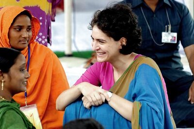 Priyanka Gandhi Attends Congress Meet on Uttar Pradesh Elections