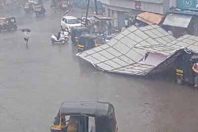 Caught On Cam | Wooden Hoarding Collapses In Thane, Crushes Three Vehicles On Site; Two Injured