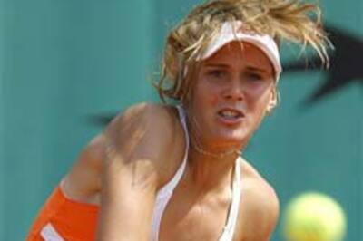 Serena, Vaidisova, Kuznetsova advance