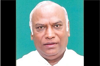 Mallikarjun Kharge, a hardcore loyalist of Gandhis to lead Congress in LS