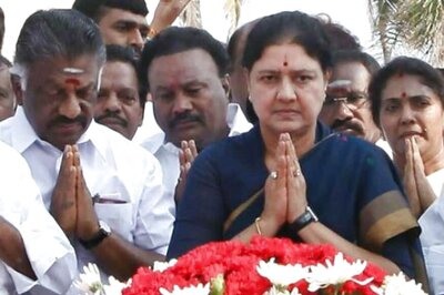 Wasn't Allowed to See Jayalalithaa, Can't Understand Sasikala's Rush to be CM: Panneerselvam
