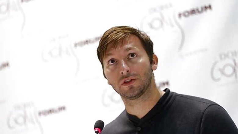 Swimming great Ian Thorpe found disoriented on the street