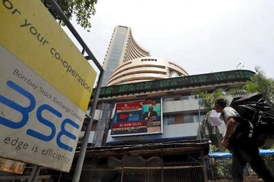 Sensex up 473 points, Nifty ends above 7400 on global rally