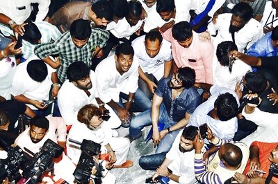 Truth Triumphs, Tweets Vishal After EC, Having First Cancelled, Accepts His RK Nagar Bypoll Nomination