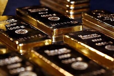 Gold heads for best monthly gain since January 2012 on rush to safety