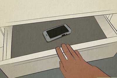 Stop Doomscrolling with This Expert Guide