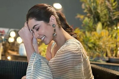 Actor Raashi Khanna Looks Ravishing in New White Saree; See Pics Here