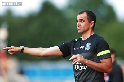 Manchester United bids for Everton duo are waste of time: Martinez