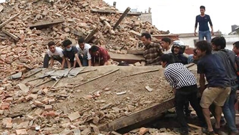 Uttar Pradesh government offers help for earthquake-hit Nepal