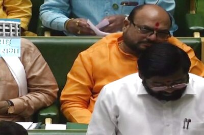 Karnataka Suppressing Marathis, Injustice Can't Go On, Says Uddhav as Maharashtra Passes Resolution to 'Legally' Include Disputed Areas