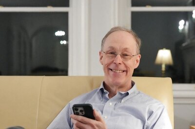 University of Chicago Professor Douglas W Diamond Wins Nobel Prize in Economics for His Research on Banks Amid Financial Crisis