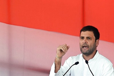 Rahul criticises Modi for silence on probe into Panama Papers