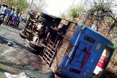 Six Killed, 26 Injured After Mini-bus Falls Into Gorge in Udhampur