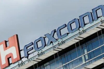 Apple Supplier Foxconn Sees Possible Revenue Hit from Supply Chain Woes
