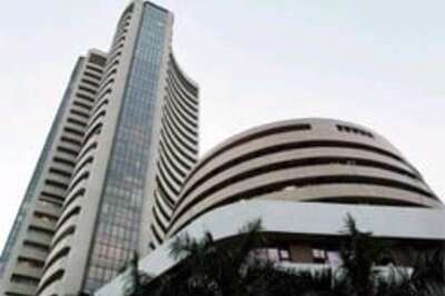 HDFC, Satyam & Tata Steel end higher