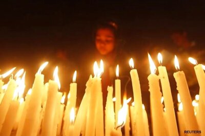 NRIs hold candle light vigil for Delhi braveheart