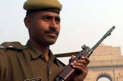 Delhi celebrates R-Day in heavy security