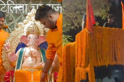 First Glimpse of Ambani Family's Ganpati 'Antilia Cha Raja' As Anant Ambani Brings Him Home | Watch