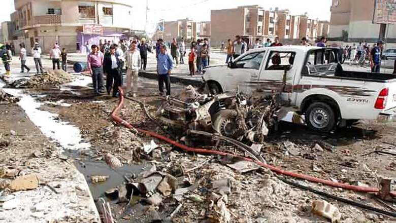 Egypt: 5 killed, 100 injured in three blasts at police headquarters in Cairo