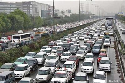 Car sales in February at 12 year low, plunges by 25.7 pc