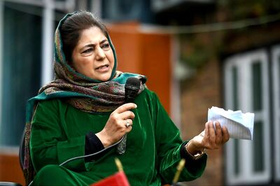 Mehbooba Mufti Says She Has Been Placed Under 'Illegal Detention' For 3rd Time in Less Than Fortnight
