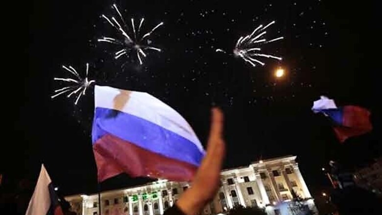 Crimeans vote to leave Ukraine, join Russia