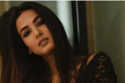 Jannat Actress Sonal Chauhan Turns up the Heat on Social Media