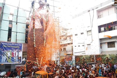 Ahead of Shyam Singha Roy's Release, Nani Fans Unveil His 63-Foot Cutout in Hyderabad