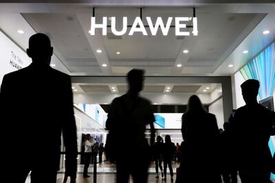 UK Bans Purchase of New 5G Equipment from China's Huawei from December 31, US Welcomes Move
