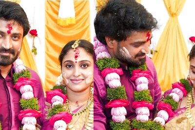 Saravanan Meenatchi Fame Sreeja Chandran And Senthil Kumar Blessed With A Baby Boy