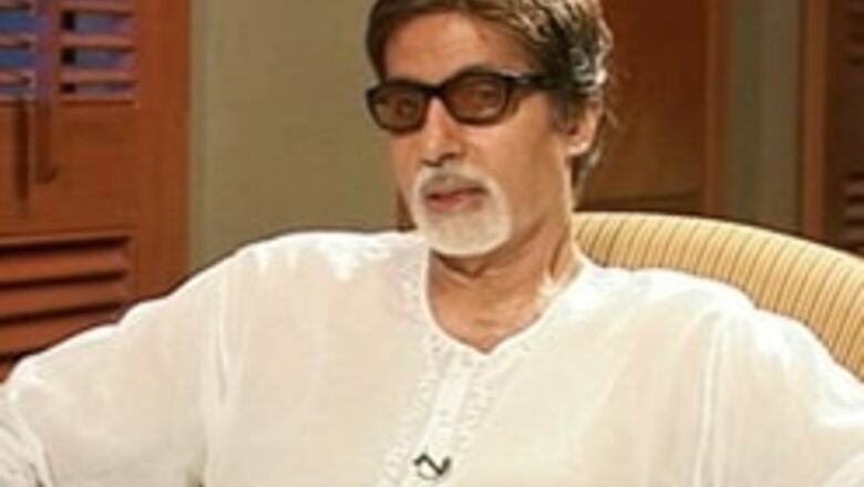 Big B reviews Slumdog Millionaire, slams it